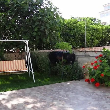 Okrug Gornji 24 Apartment *